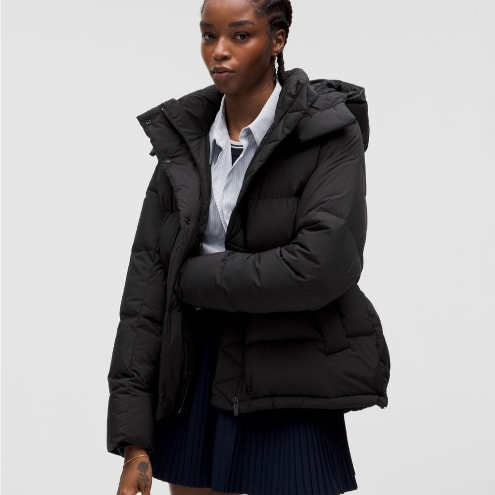 Lululemon Wunder Puff Jacket in Black Size 14